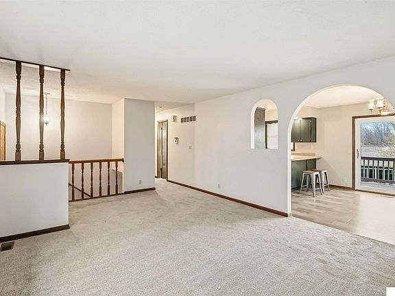 2nd image of 6211 Chiswick Ct