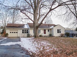 90 Woodland Ave, Rittman, OH 44270