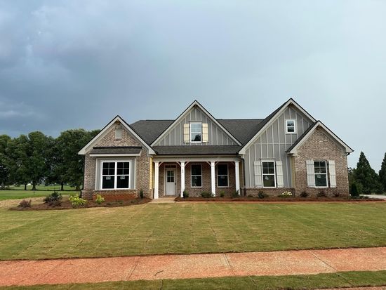 80 Galaxie Ct, Athens, GA 30607