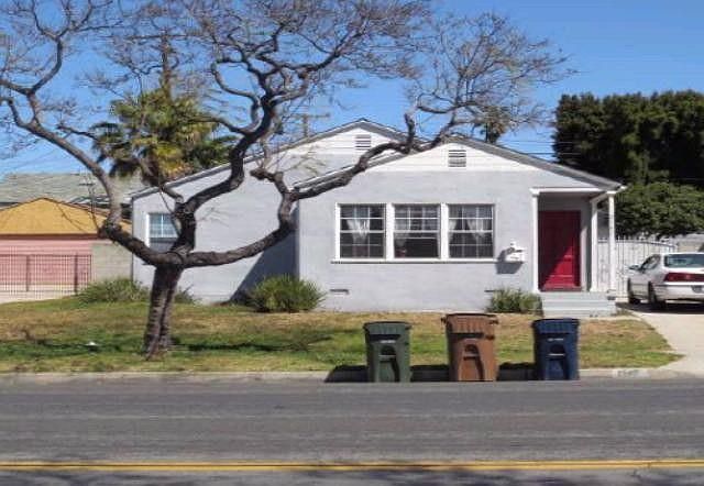 1st image of 2147 W 108th St