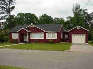 608 Keys Ave, Columbia, MS 39429