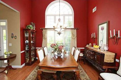 4th image of 1010 Cambridge Ct