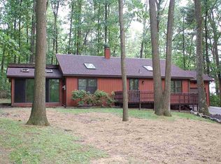 8 Logan Dr, Gardners, PA 17324