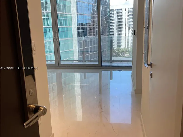 300 Biscayne Boulevard Way #2008 — Photo 2