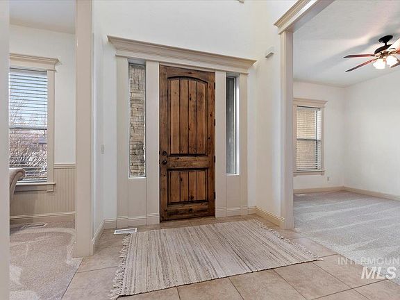 4th image of 2060 E Lobelia St