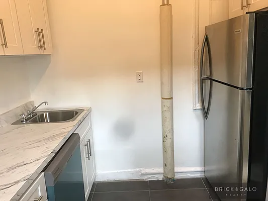 Rented by BRICK & GALO REALTY CORP | media 25