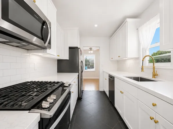 6204 Mary Lane Dr, San Diego, CA 92115