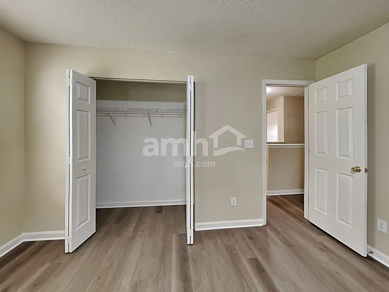 1610 Thornwick Trce — Photo 18