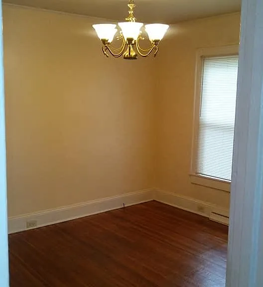 610 Holt Ave — Photo 9