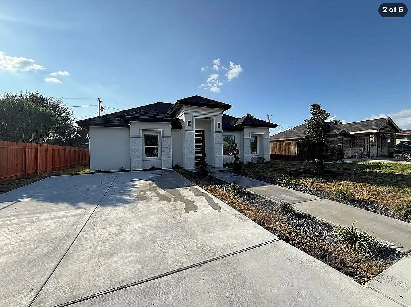 3 bed, 1110 sqft, $1,500 — Photo 2