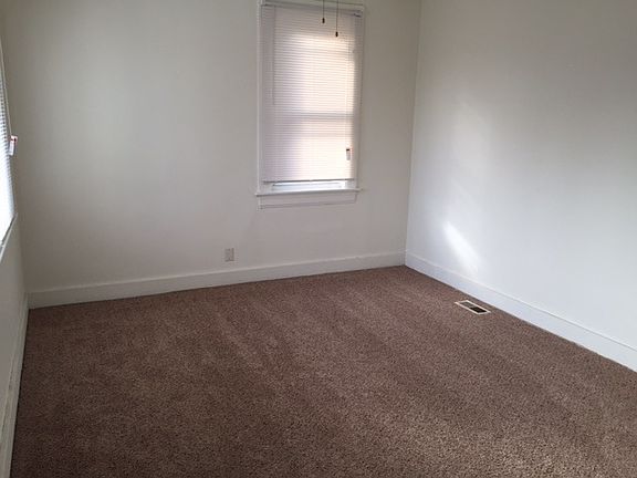 2nd image of 5951 Leffingwell Ave