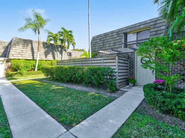222 2nd Terrace, Palm Beach Gardens, FL 33418