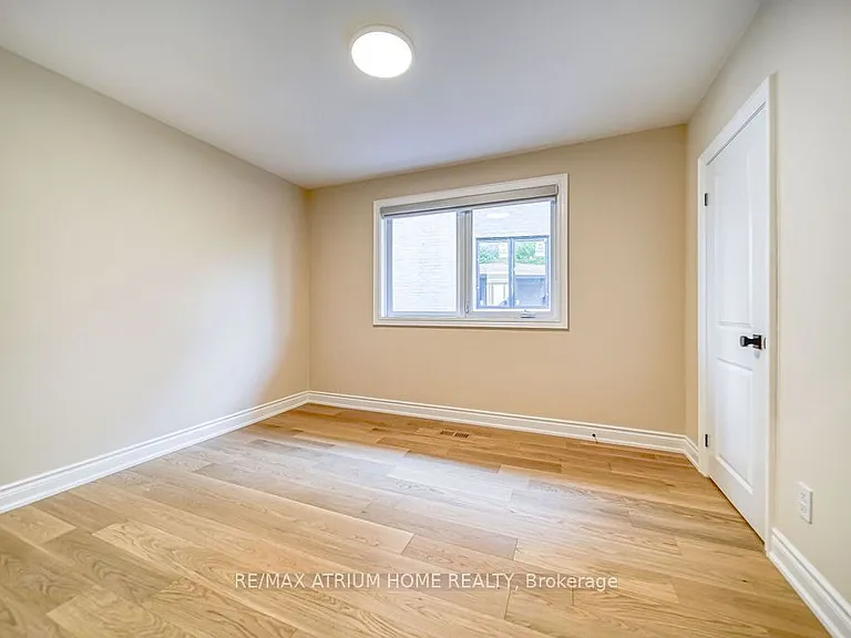 4 Palomino Cres — Photo 10
