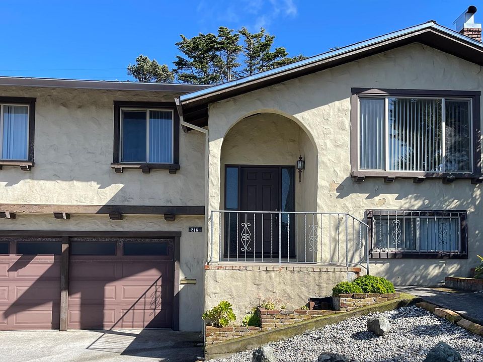 1st image of 216 Merced Dr