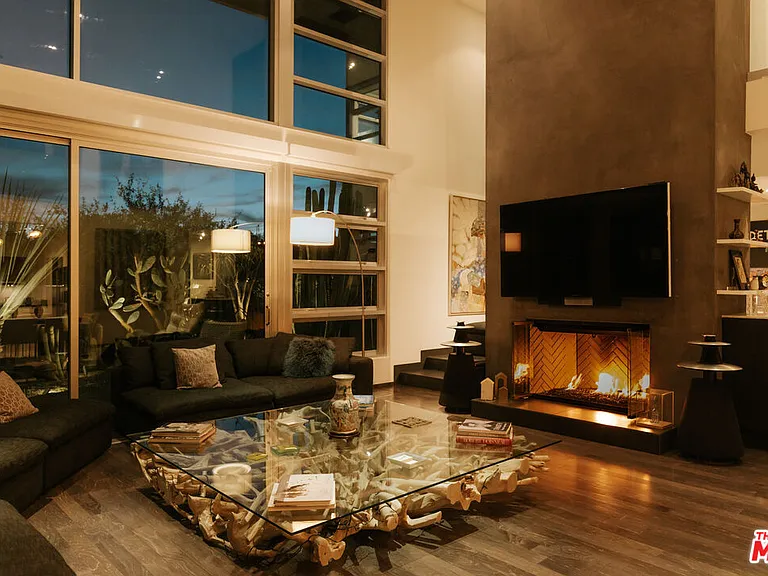2651 Nichols Canyon Rd — Photo 36
