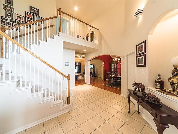 3rd image of 16707 Bishop Knoll Ln