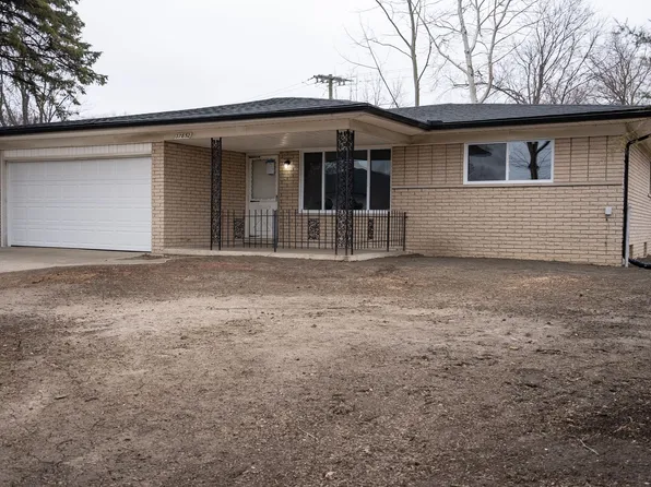 37852 Lola Dr, Sterling Heights, MI 48312