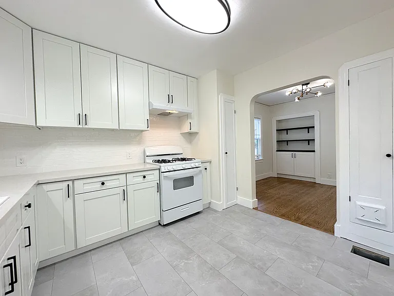 833 Carolina St #A — Photo 5
