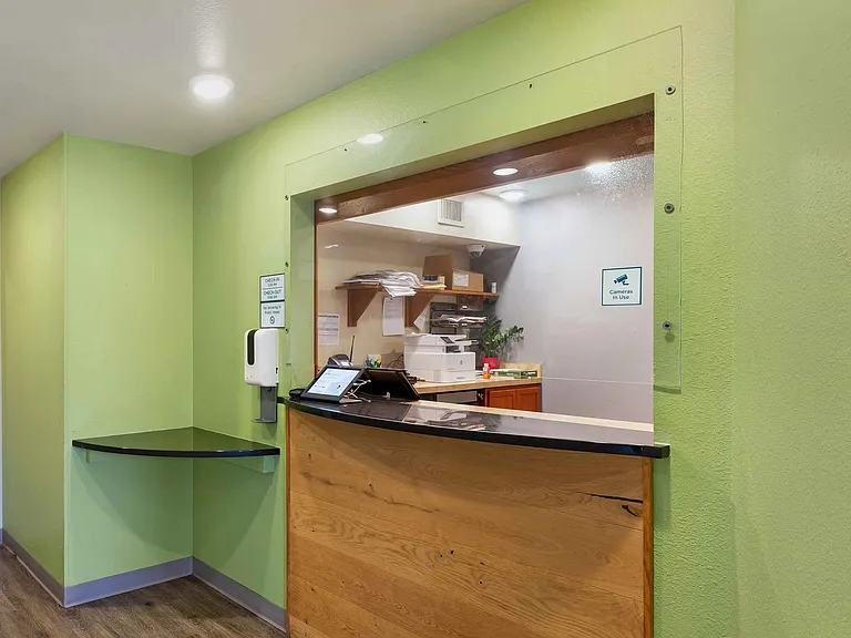 Lobby and Guest Check-in