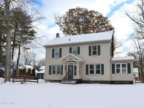 1448 Myron Street, Niskayuna, NY 12309