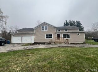 107 Schwartz Rd, Elma, NY 14059