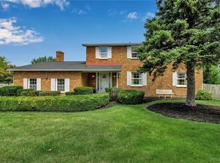 70 Reserve Rd, West Seneca, NY 14224