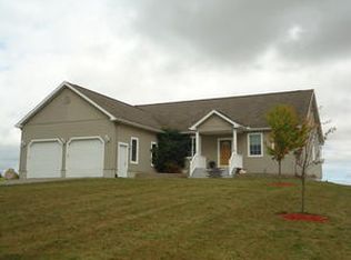 133 E Deckerville Rd, Caro, MI 48723