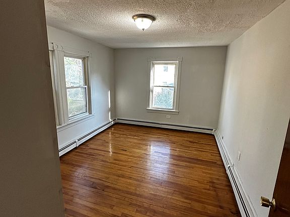 2nd image of 29 E Cottage St Floor 2