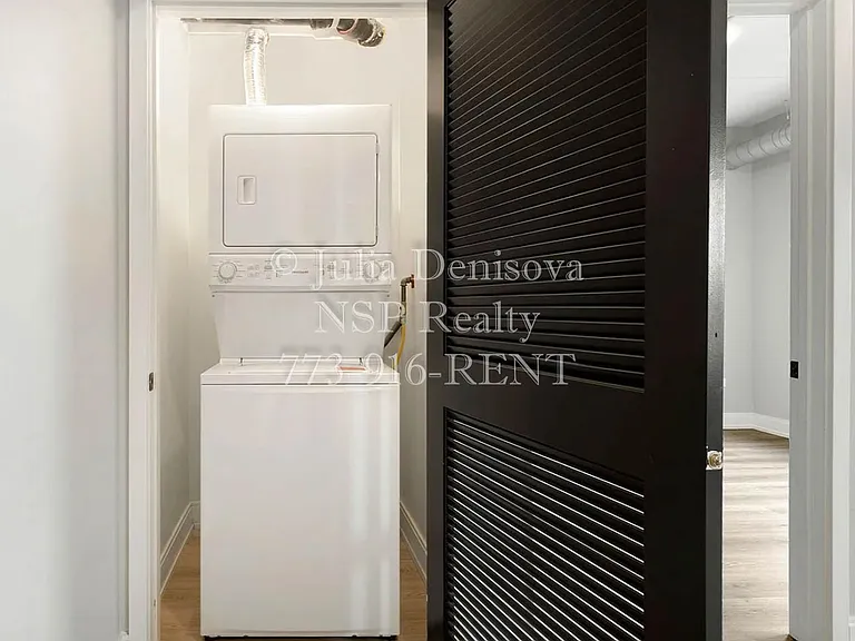 937 Belmont #604 — Photo 2