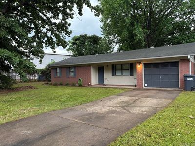 2112 E 14th St, Russellville, AR, 72802