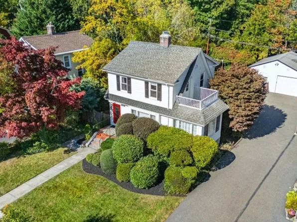 19 Carolin Rd, Montclair Twp., NJ 07043