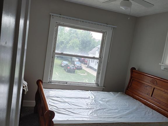 3rd image of 11805 Dove Ave
