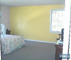 MASTER BED