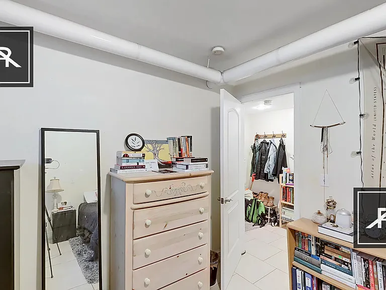 17 Glenville Ave #B7 — Photo 6