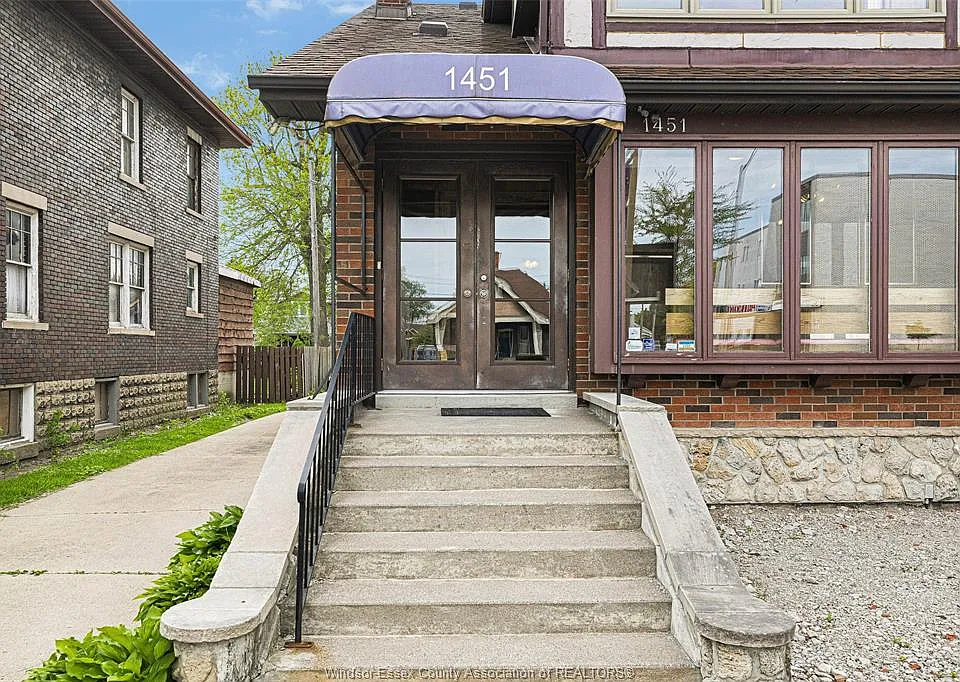 1451 Ouellette Ave #UPPER