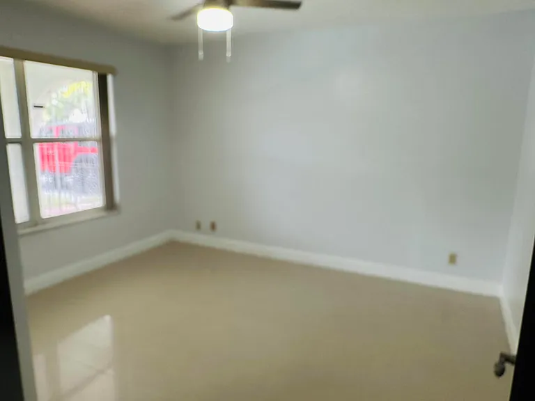 926 N C St — Photo 10