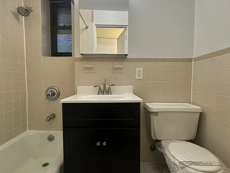 417 E 81st St #2-D — Photo 6