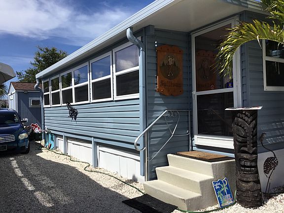 3rd image of 124 Cocoa Palms Ave