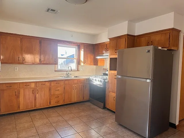 55 Alpine St #2 — Photo 10
