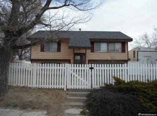 111 S 7th St, Sinclair, WY 82334