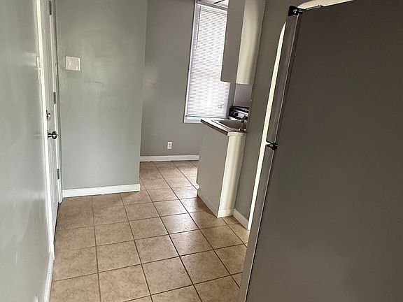 4th image of 2637 Aramingo Ave Floor 2