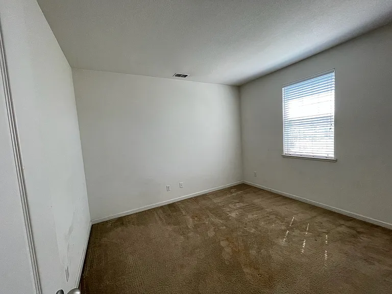 130 Barnhill Dr — Photo 10