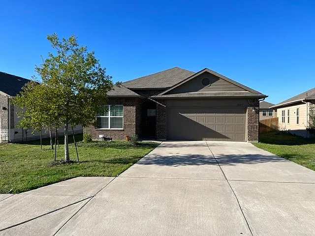 1009 Gaelic Dr — Photo 10