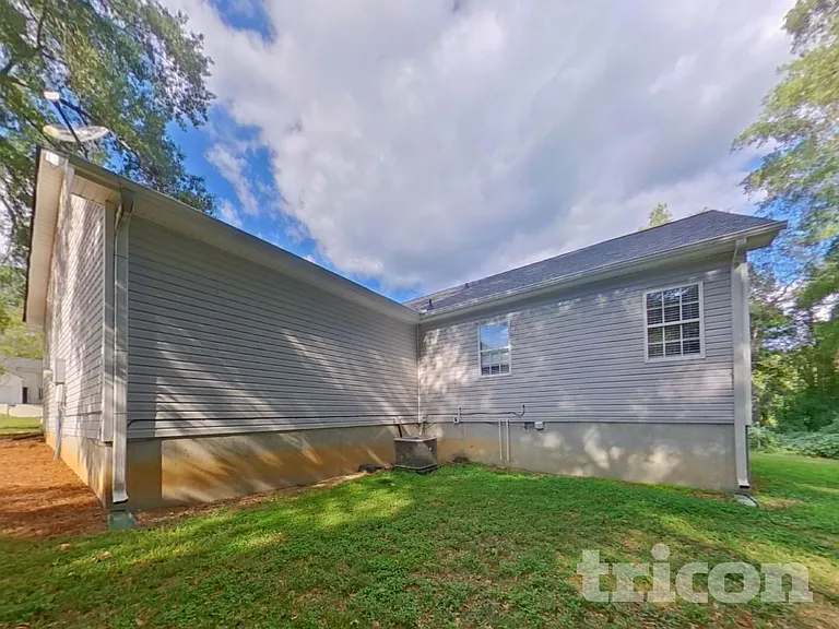 355 Mary Alice Dr — Photo 16