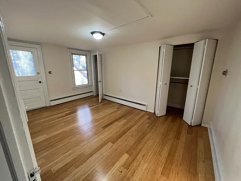 539 Bloomingrove Dr #9 — Photo 2