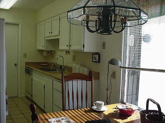 4th image of 13335 N STONEBROOK Drive