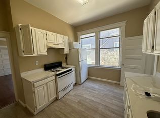 889 34th Street -2701, Emeryville, CA 94608
