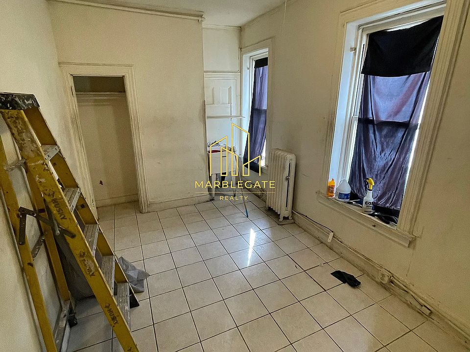 2nd image of 301 3rd St #33