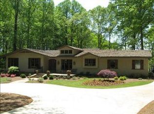 379 E Lake Dr, Gainesville, GA 30506