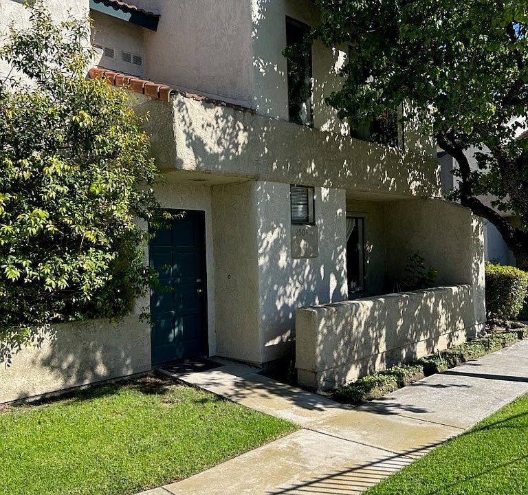 1st image of 2504 Manzanita Dr